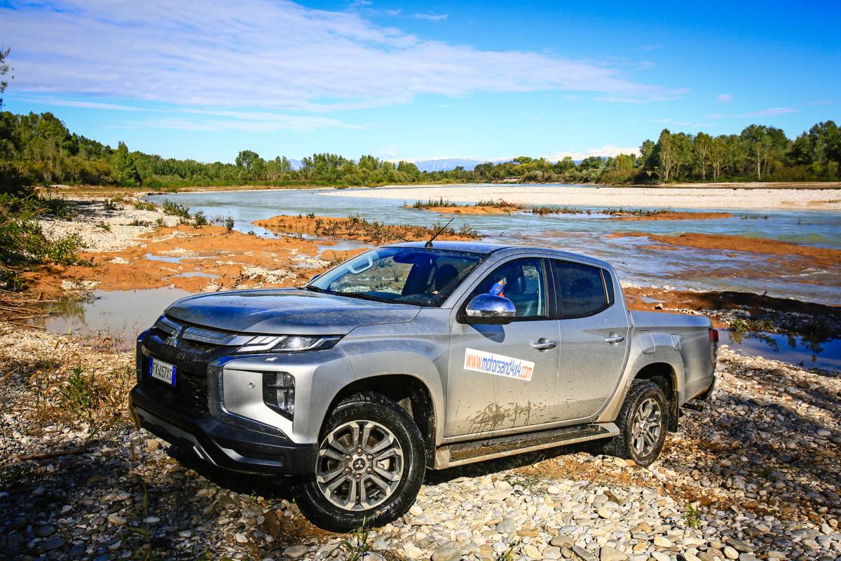 MITSUBISHI L200 - Motorsand4x4 - tutto sul mondo motori partner di All  About 4x4