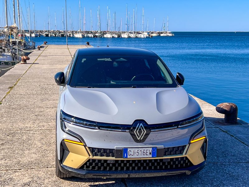 Renault Megane E Tech